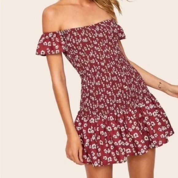 LoveShackFancy Dresses & Skirts - Zara Smocked Mini Dress Floral Print Off The Shoulder Maroon White